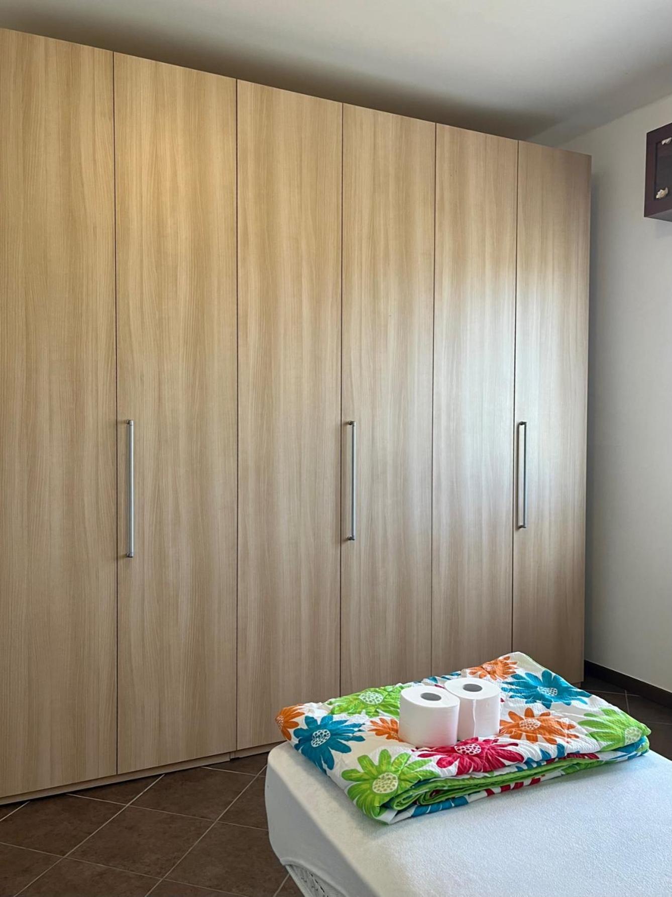 Апартаменты Bed &... Fly Грассоббьо Экстерьер фото